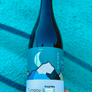 100% Assyrtiko
Olympia, Greece.
Woman winemaker - Antonia Christopoulou
All natural.
Wild citrus oil extract.
Rich, round and juicy like a peach ;)
Green and flinty.
Smoked mint.
Zesty, steely minerals.
Supple and spicy.
Salted cured lemons.
Like an herbal steam room on apple mountain. 
