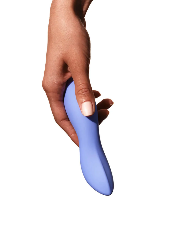 Dame's classic vibrator Dip is the ultimate versatile toy. Simple, sleek, and approachable, it is ergonomically designed for targeted internal and external stimulation. Made with silky smooth medical-grade silicone, Dip fits easily into the hand providing vibration where you want it most.