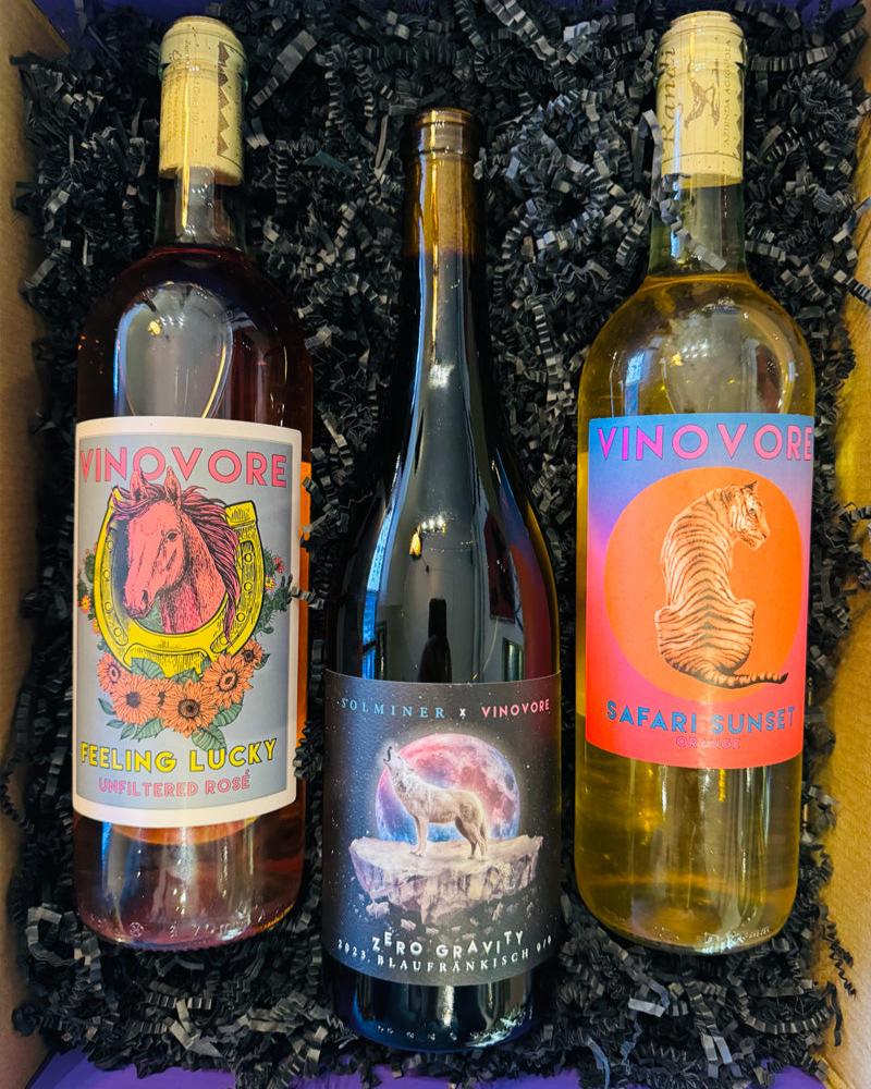 Our Vinovore Vino Box includes:

Vinovore Feeling Lucky Unfiltered Rosé, Vinovore Zero GravityBlaufränkisch 0/0 and Vinovore Safari Sunset Orange.

*There's room for a few additional small items. If you want to customize, just add your picks to the cart and we'll include them in your box.