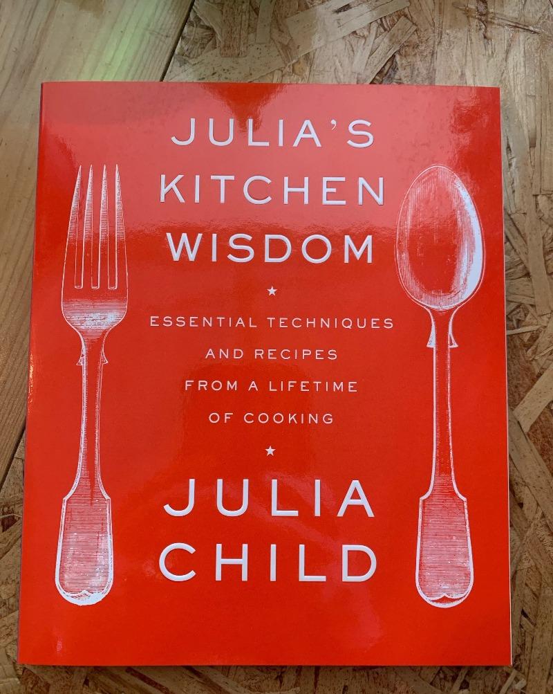 Here Julia provides solutions for these and many other everyday cooking queries. How are you going to cook that small rib steak you brought home? You'll be guided to the quick sauté as the best and fastest way. And once you've mastered that recipe, you can apply the technique to chops, chicken, or fish, following Julia's careful guidelines.