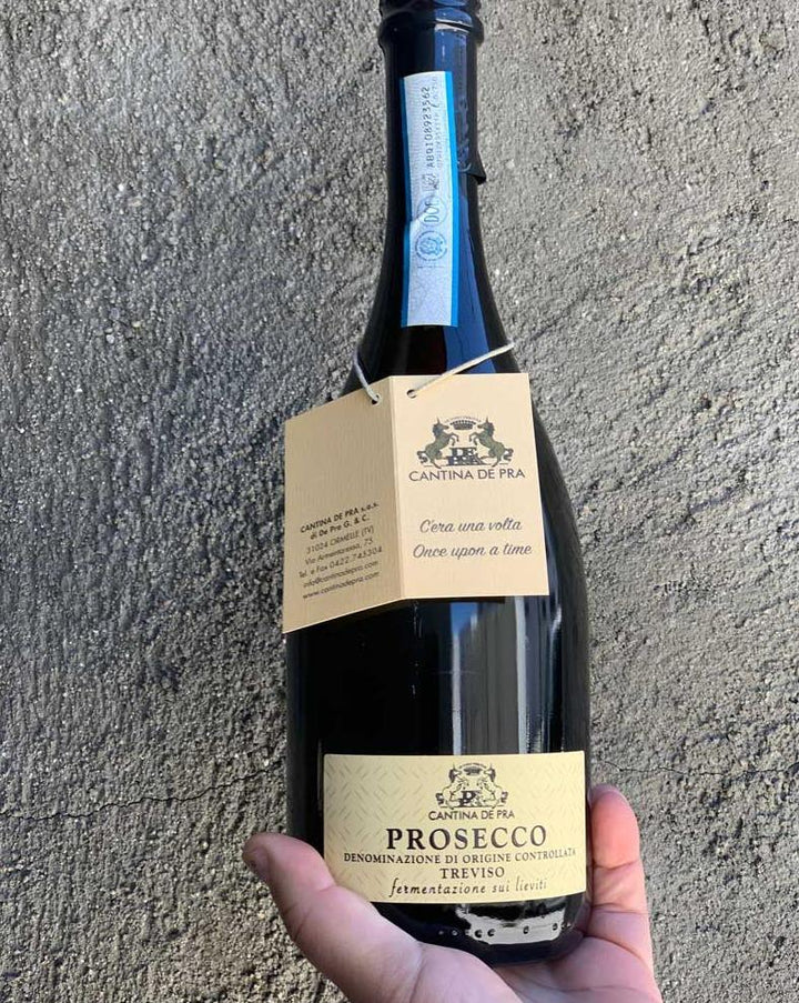 100% Glera Unfiltered Prosecco Treviso, Italy.  Woman winemaker - Sisters Sefervina + Debrah De Pra. All natural. Not your Nana's Prosecco (Pét-Nat). Toasted breadcrumbs. Porcini mushrooms and mountain herbs. A refreshing weirdo.