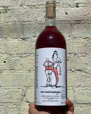 Aleatico/Merlot/Sangiovese/Procanico Lazio, Italy. Woman winemaker - Clémentine Bouveron. All natural. Flowers + minerals. Damn good big bottle of rosé. Murky rhubarb. Raspberry herb juice. Pixie stick but dry + funky. 1 liter.