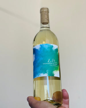 100% Sauvignon Blanc. Central Coast, California.  Woman winemaker - Alexis Iaconis. All natural. Parts of the profits donated to Surfrider foundation. Zero residual sugar, so super dry but fruity. Cantaloupe balls bobbing in a citrus, passionfruit lime-ada. Wild fennel.