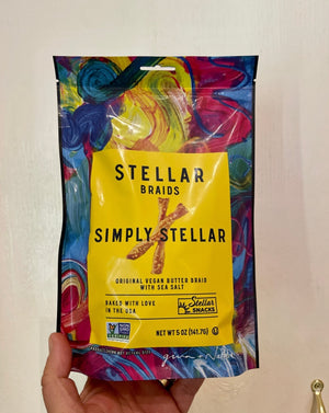 Our Vegan Butter Pretzel Braids are so good, that we thought we'd offer the pretzel braid itself without the seasoning as well. Simply Stellar is for those who love traditional pretzels and looking for a vegan option. Stellar Braids are Non-GMO Project Verified, Vegan, Kosher and Peanut Free.